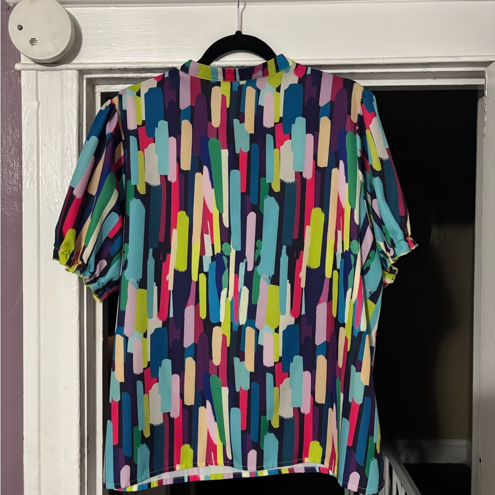 SHEIN Multicolor Abstract Blouse - Picture 4 of 9